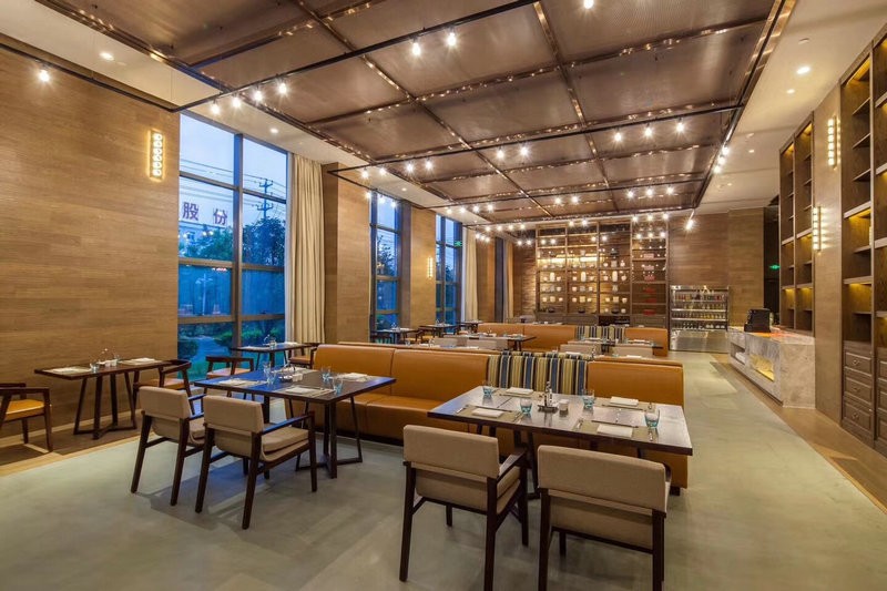 現代化風格的酒店家具特點是什么？